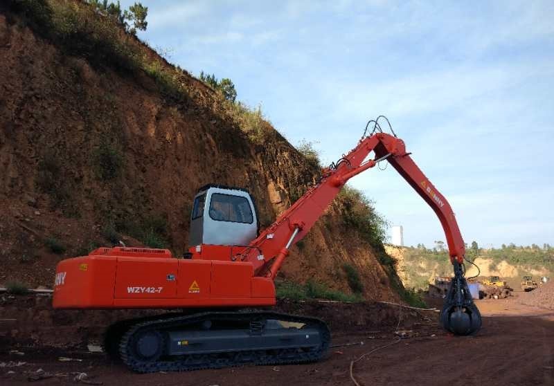 1530257267993991.jpg 電動抓鋼機.jpg