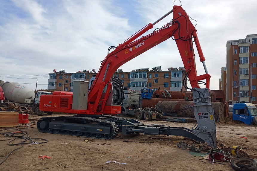 電動報(bào)廢汽車拆解機(jī)