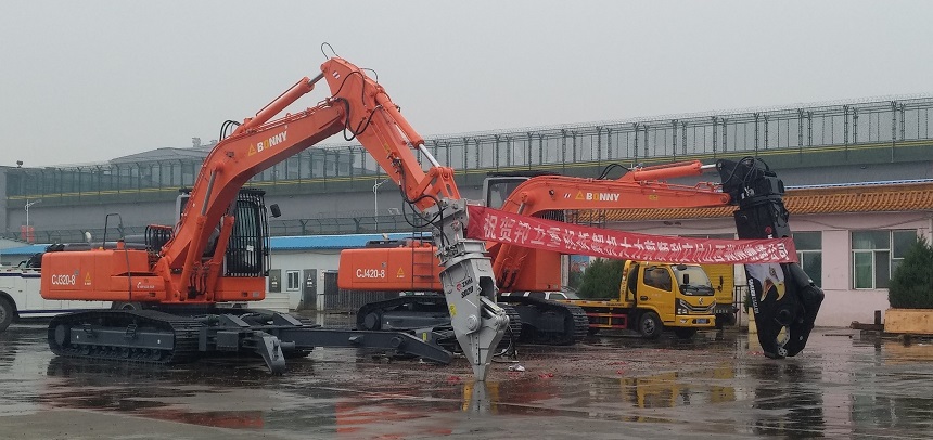 汽車(chē)拆解機(jī)