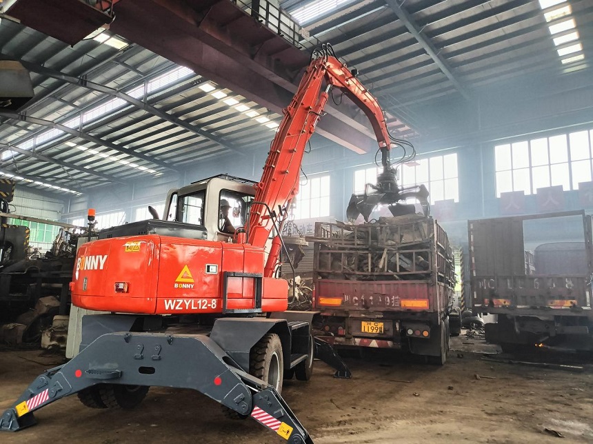 抓鋼機.jpg 抓鋼機.jpg